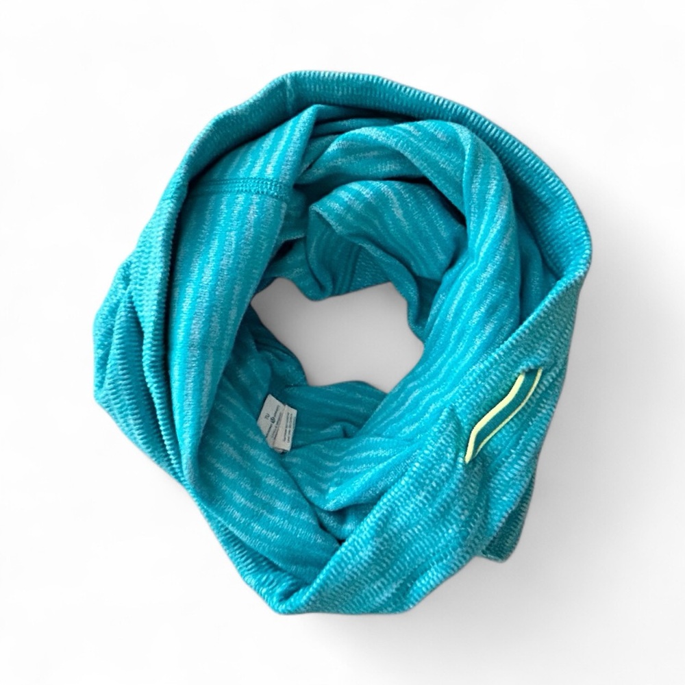 lululemon striped lightweight  infinity Scarf